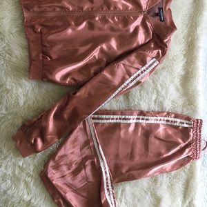 Fashion nova silk set